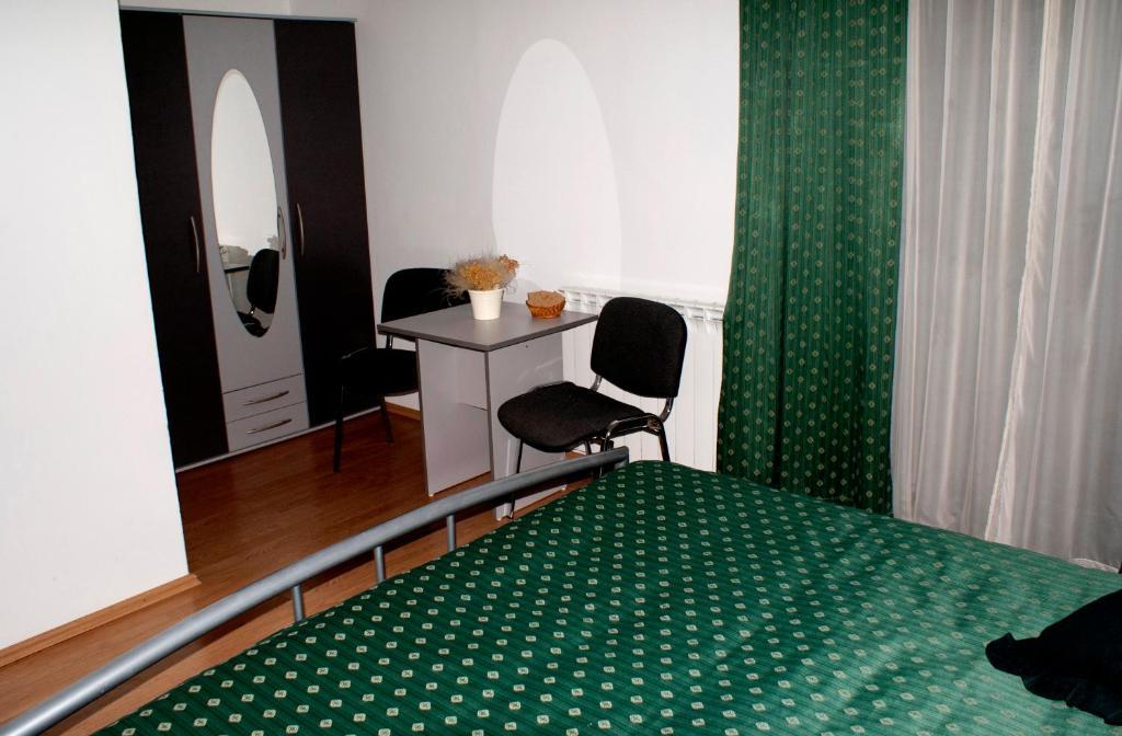 Pansion Ana Hotel Mali Losinj Bilik gambar