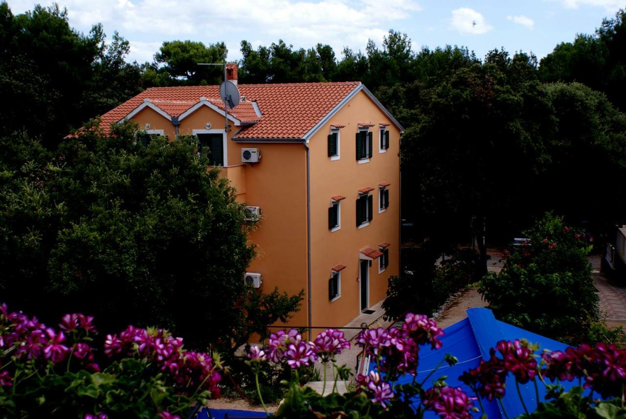 Pansion Ana Hotel Mali Losinj Luaran gambar